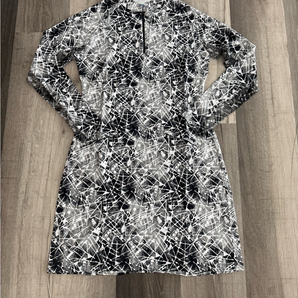 IBKUL Black & White Abstract Long Sleeve Dress